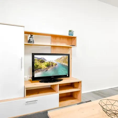 Urban Oasis With Patio 1bd 索菲亞