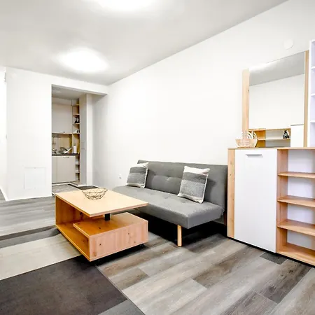 公寓 Urban Oasis With Patio 1bd